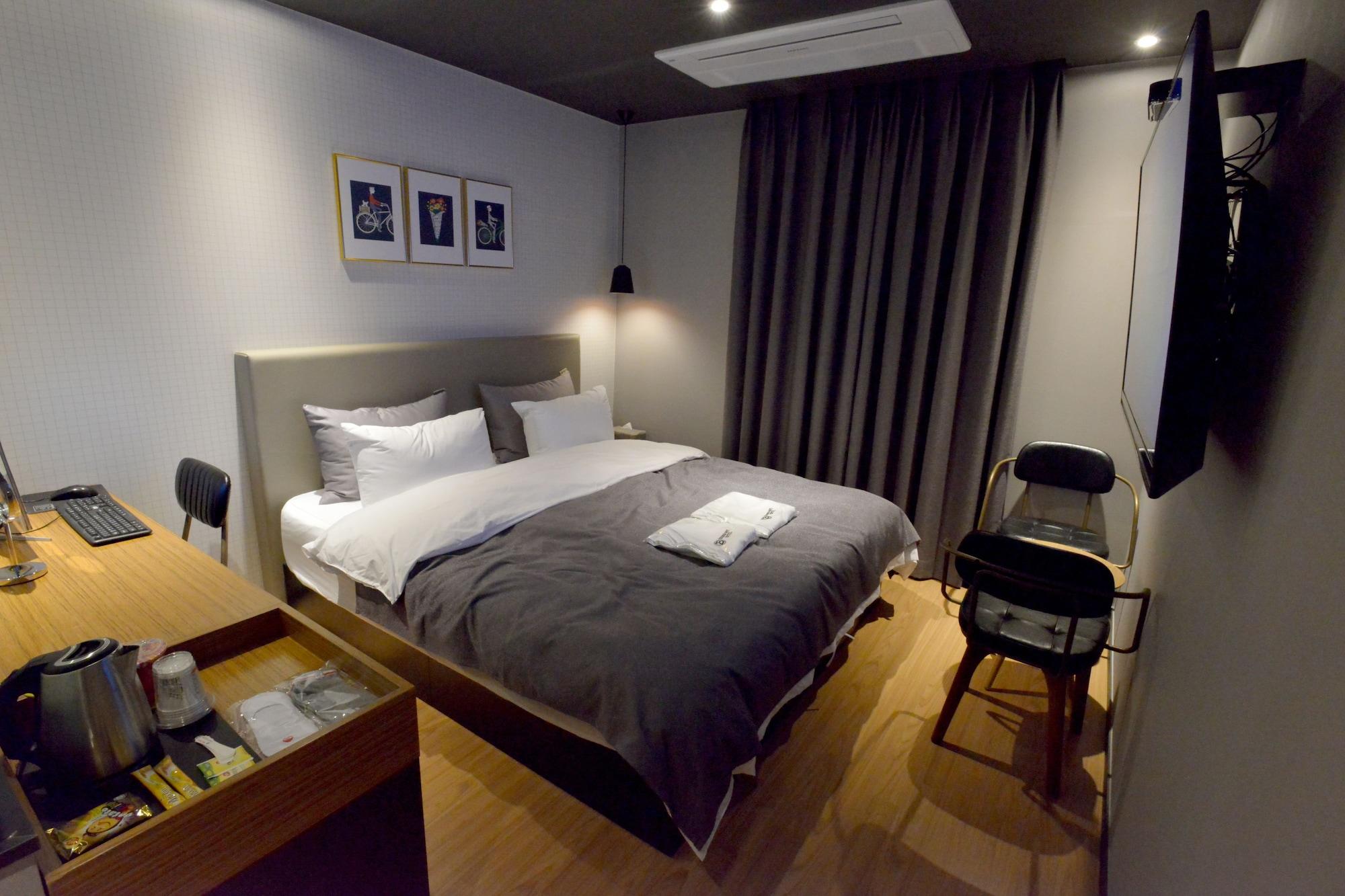 Brown Dot Hotel Changwon Zewnętrze zdjęcie