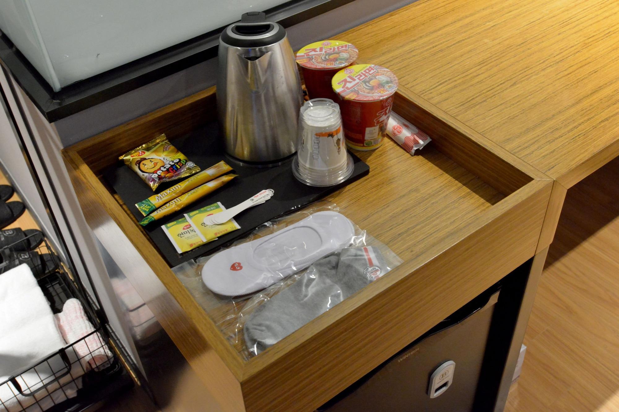 Brown Dot Hotel Changwon Zewnętrze zdjęcie
