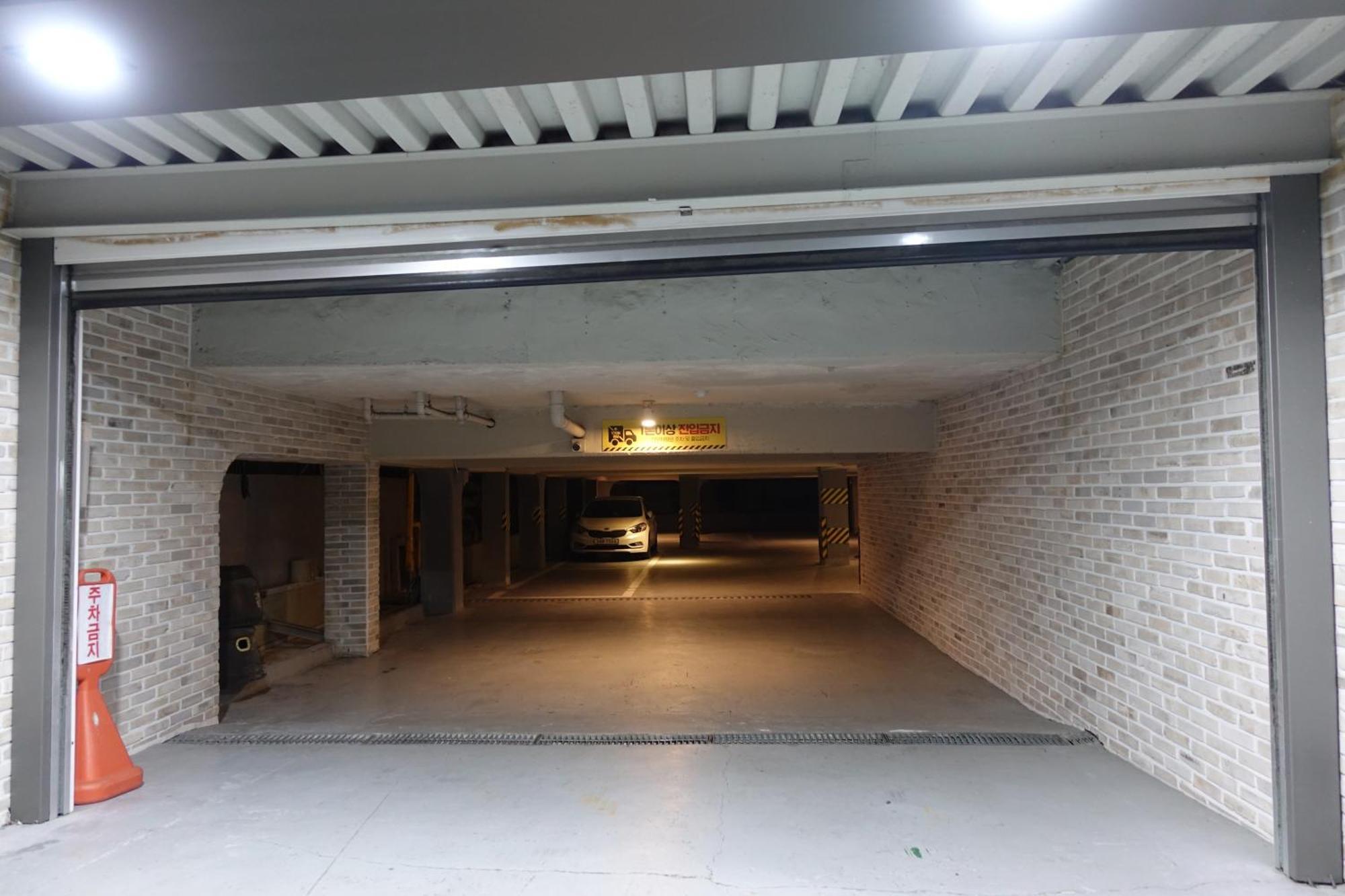 Brown Dot Hotel Changwon Zewnętrze zdjęcie