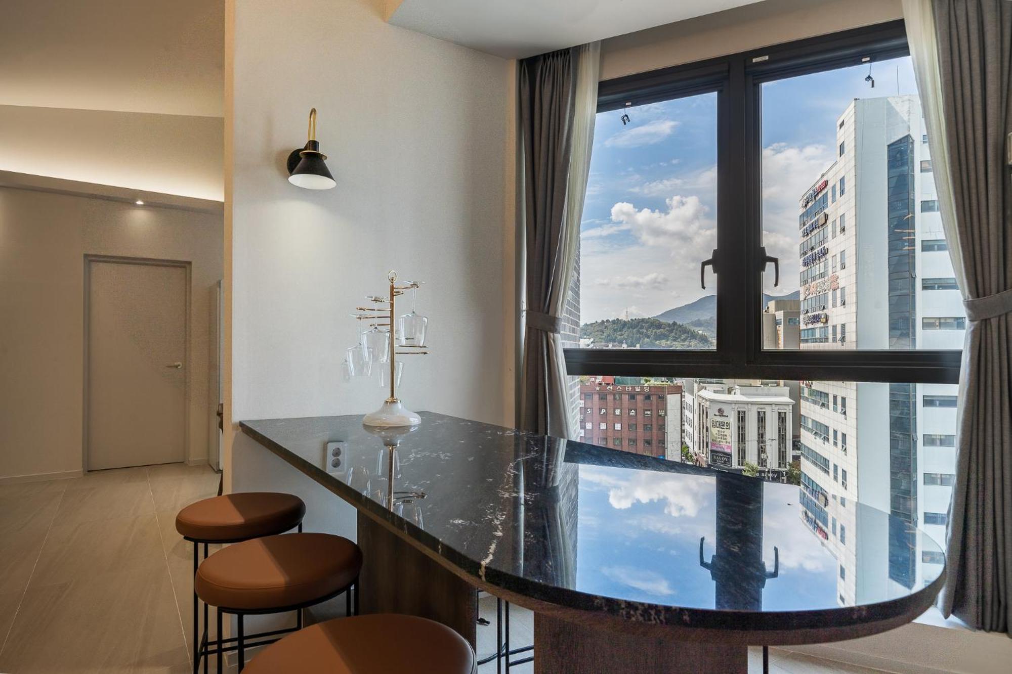 Brown Dot Hotel Changwon Zewnętrze zdjęcie